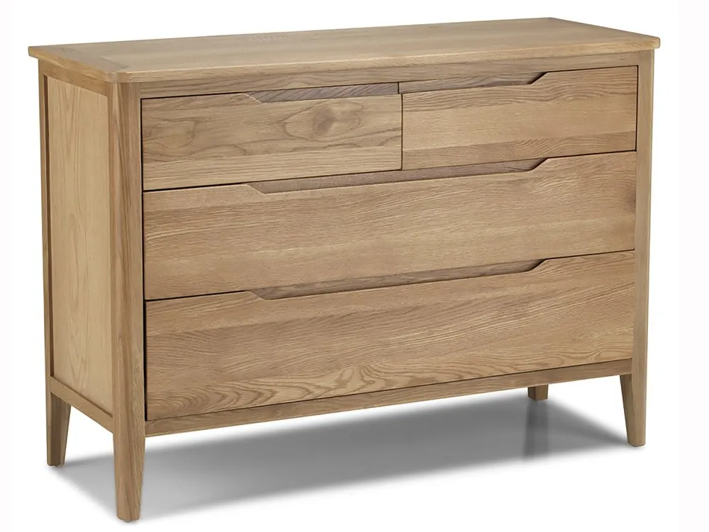 Archers Archers Keswick 4 Drawer Oak Wooden Wide Chest of Drawers (Assembled)