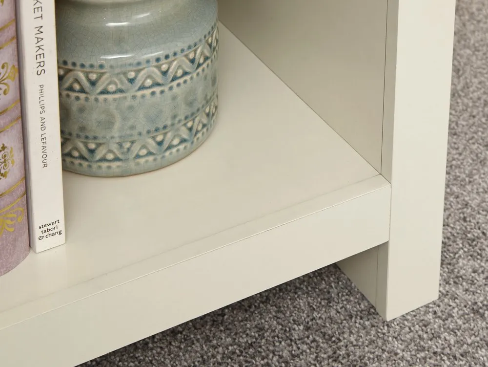 GFW GFW Lancaster Cream and Oak Side Table with Shelf