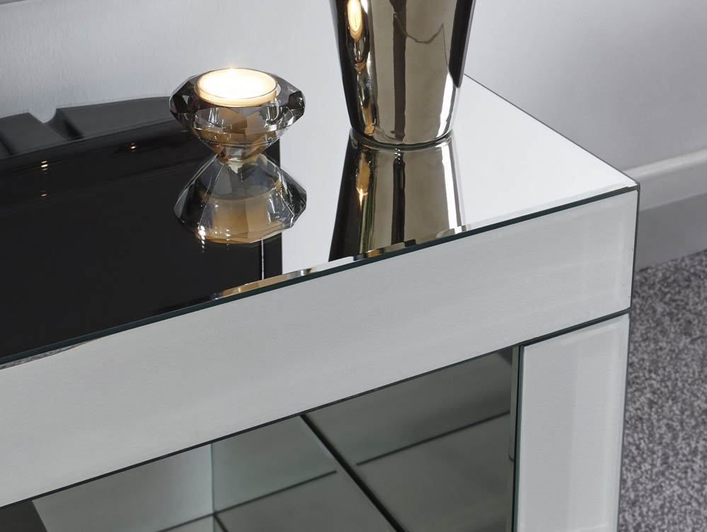 GFW GFW Capri Mirrored Cube TV Cabinet (Flat Packed)