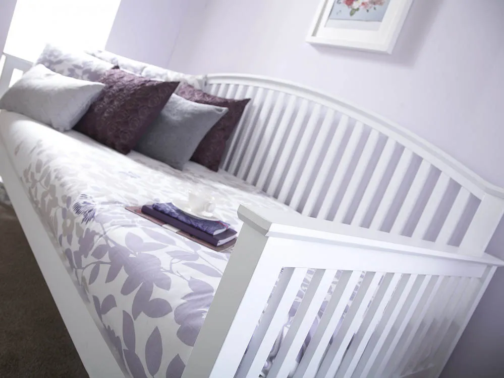 GFW GFW Madrid White Wooden Day Bed Frame