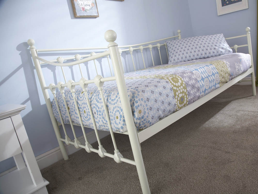 GFW GFW Memphis 3ft Single Ivory Day Bed Frame
