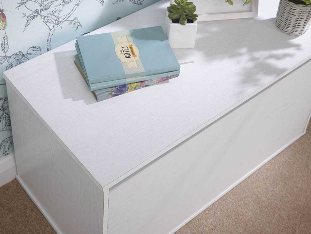 GFW GFW Panama White Blanket Box (Flat Packed)