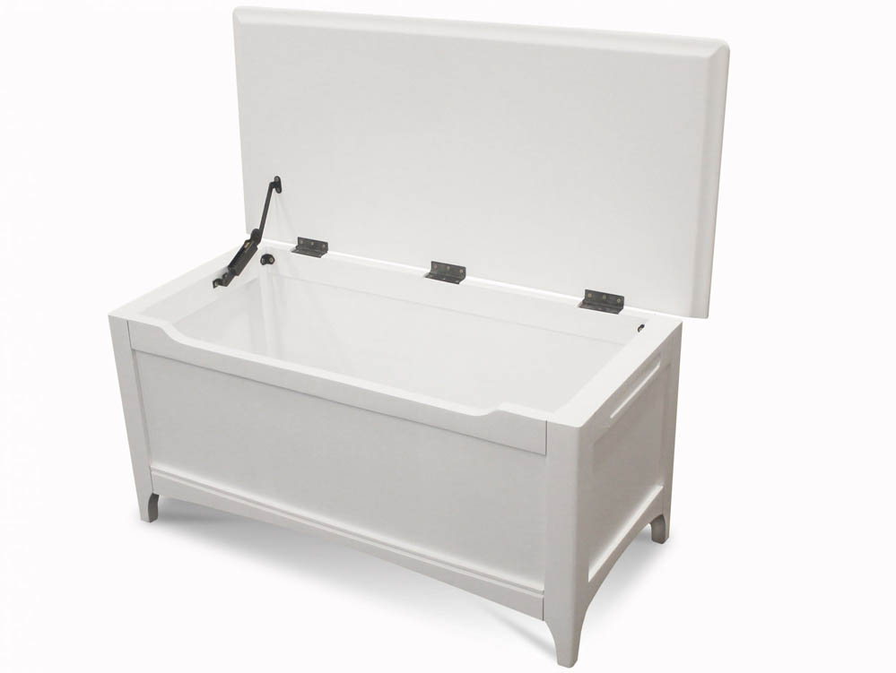 ASC ASC Larrissa White Wooden Blanket Box (Assembled)