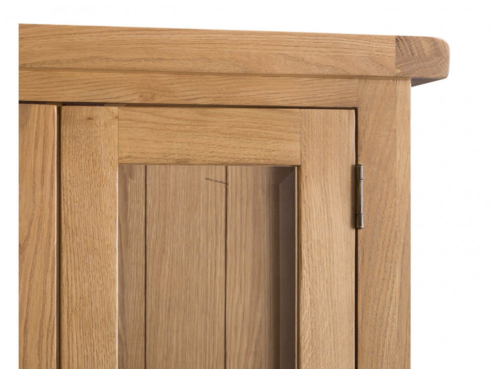 Kenmore Kenmore Waverley Oak and Glass 2 Door 1 Drawer Tall Display Cabinet (Assembled)