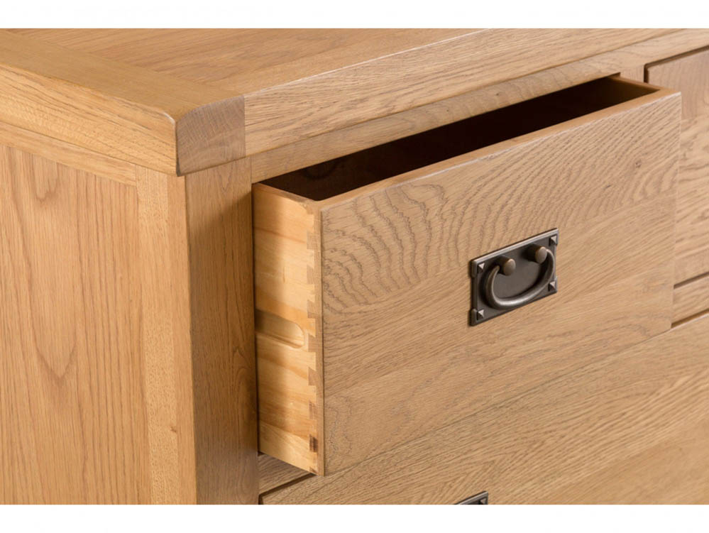 Kenmore Kenmore Waverley Oak 3+2 Drawer Chest of Drawers (Assembled)
