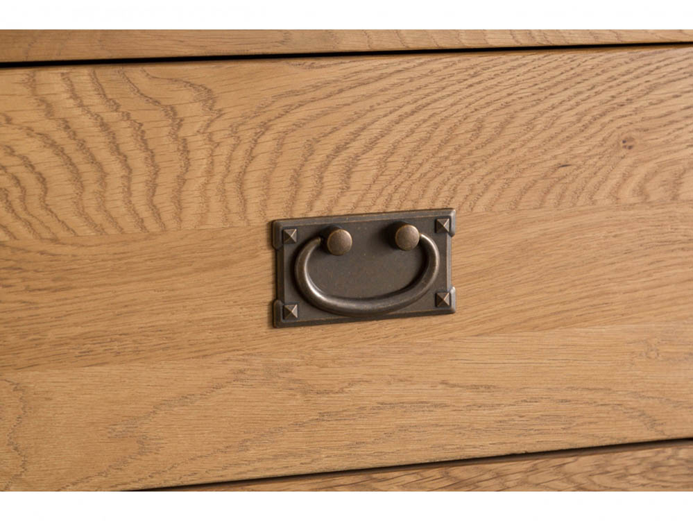 Kenmore Kenmore Waverley Oak 3+2 Drawer Chest of Drawers (Assembled)