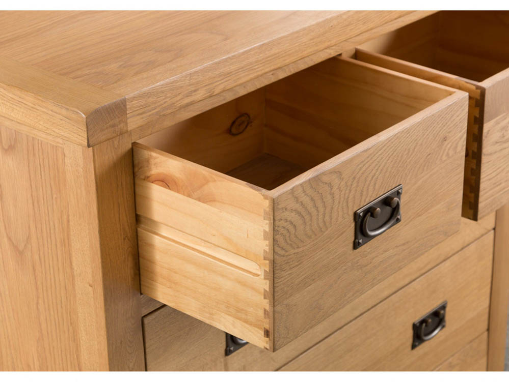 Kenmore Kenmore Waverley Oak 3+2 Drawer Chest of Drawers (Assembled)