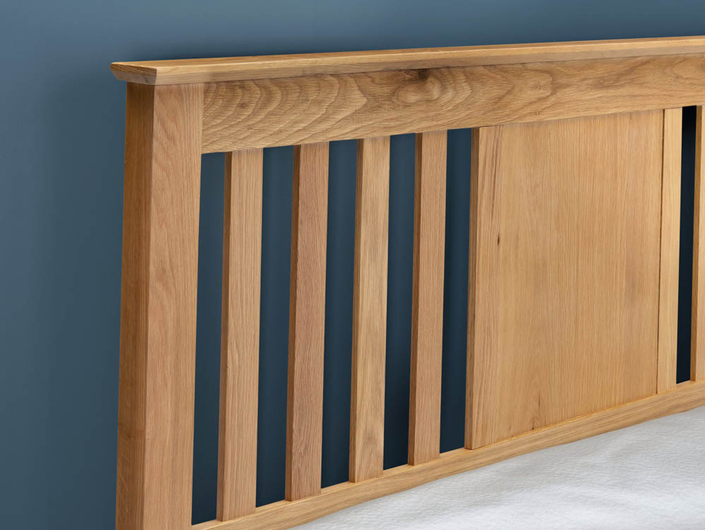 Flintshire Furniture Flintshire Glynne 4ft6 Double Oak Wooden Bed Frame