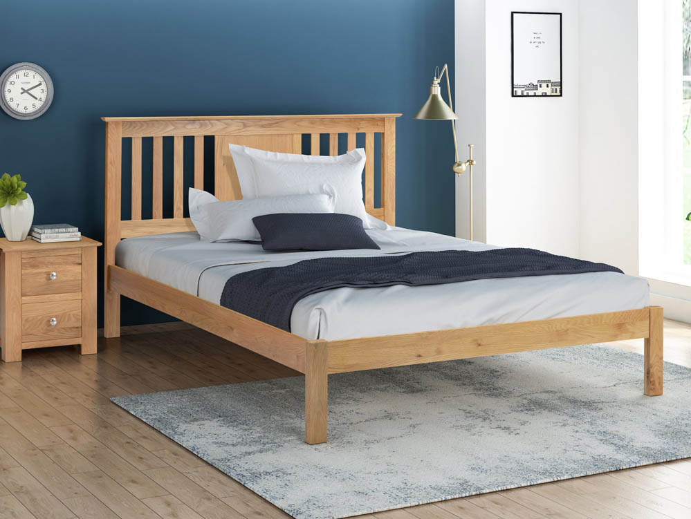 Flintshire Furniture Flintshire Glynne 4ft6 Double Oak Wooden Bed Frame