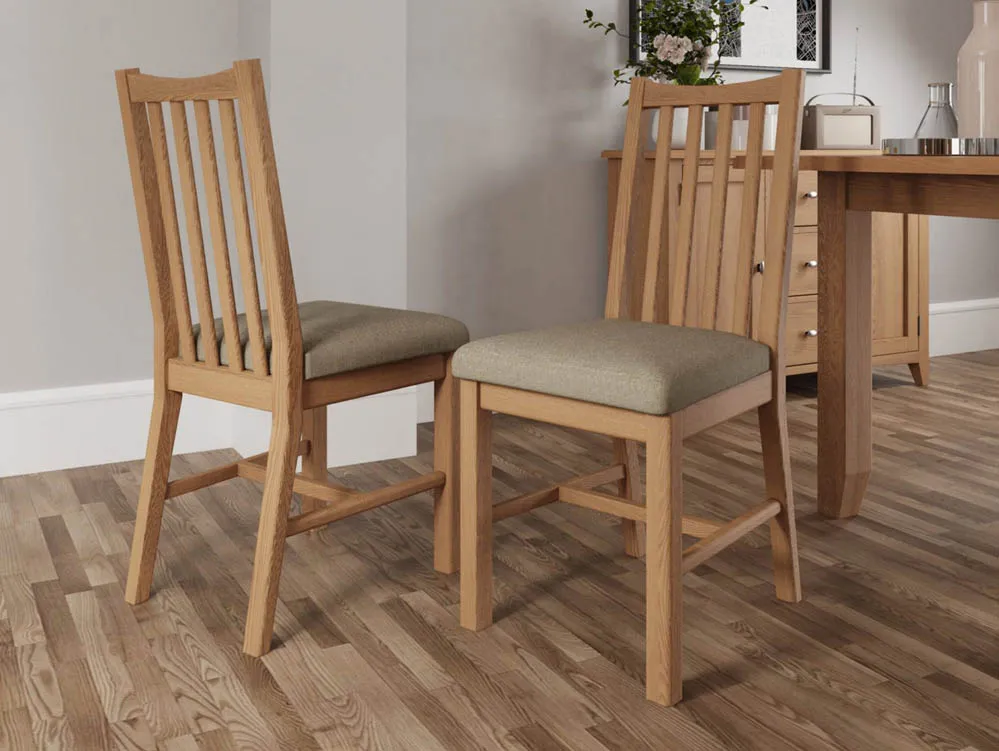 Kenmore Kenmore Dakota Oak Fabric Dining Chair