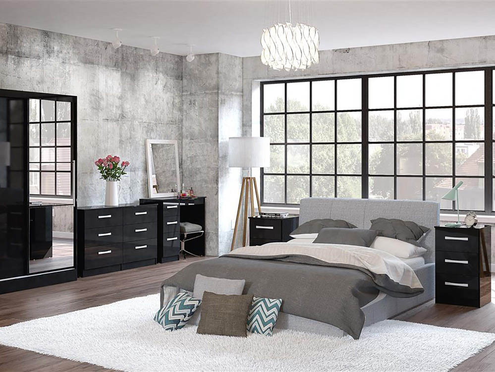 Birlea Birlea Lynx Black High Gloss 3 Drawer Bedside (Flat Packed)