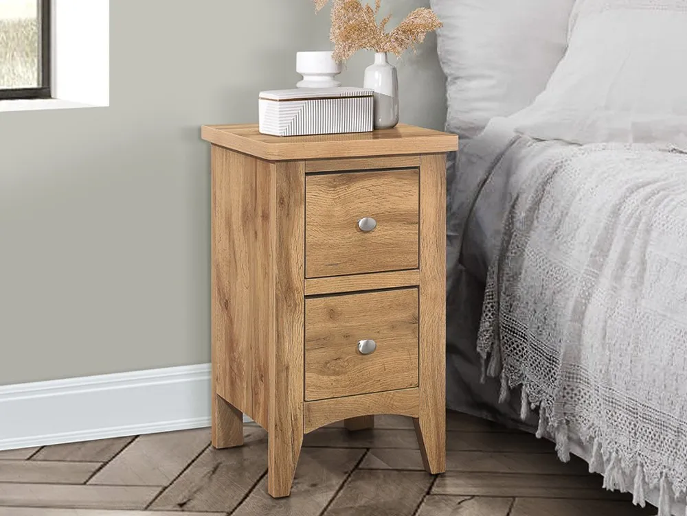 Birlea Furniture & Beds Birlea Hampstead Oak 2 Drawer Small Bedside Table