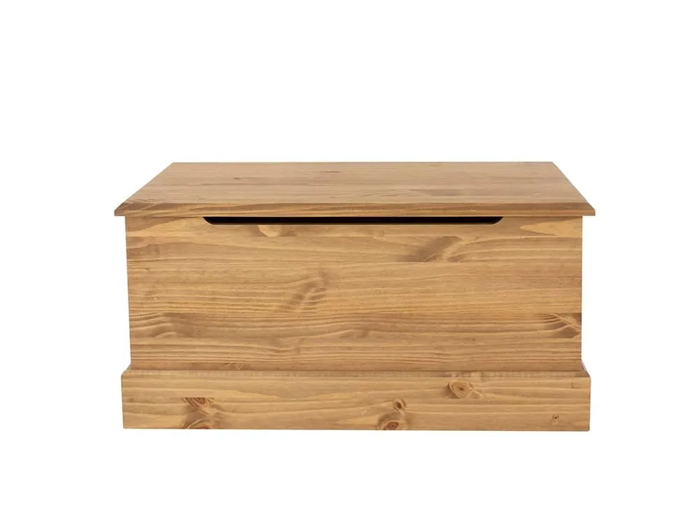 Core Core Cotswold Pine Wooden Blanket Box