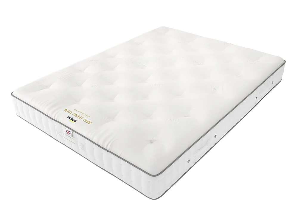 Millbrook Millbrook Regal Pocket 1500 4ft6 Double Divan Bed