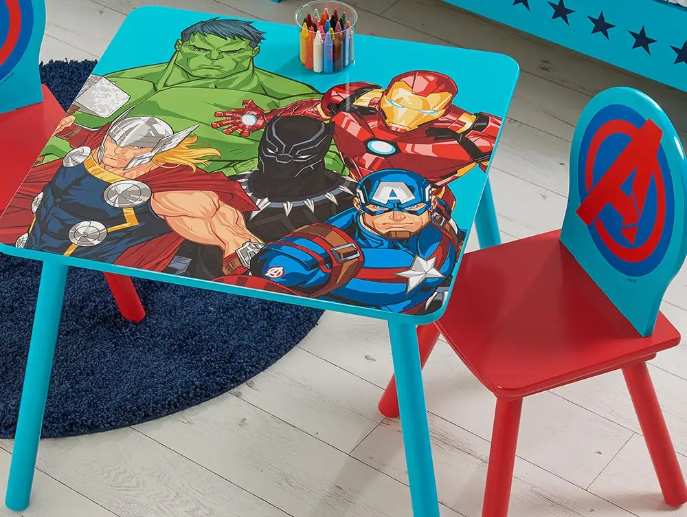 Disney Disney Marvel Avengers Table and 2 Chairs