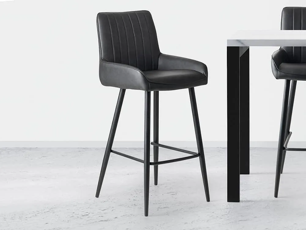 Julian Bowen Julian Bowen Soho Black Faux Leather Bar Stool