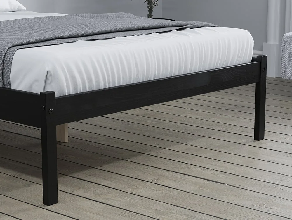 Birlea Furniture & Beds Birlea Luka 4ft6 Double Black Wooden Bed Frame