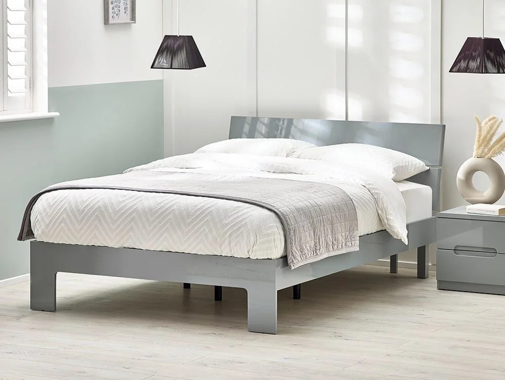 Julian Bowen Julian Bowen Manhattan Grey High Gloss Bed Frame
