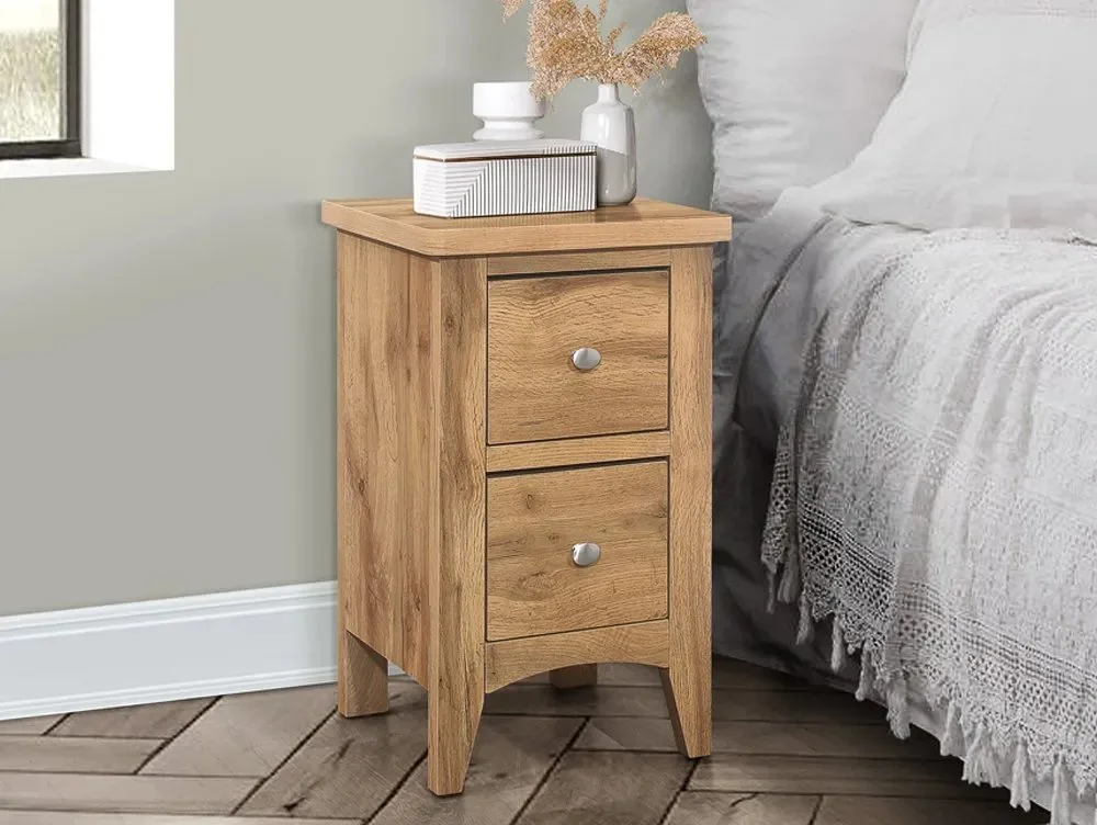Birlea Furniture & Beds Clearance - Birlea Hampstead Oak 2 Drawer Small Bedside Table