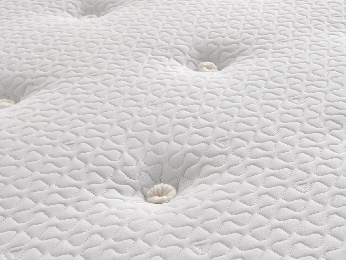 Silentnight Silentnight UltraGel Mirapocket 1000 Pillowtop 5ft King Size Mattress