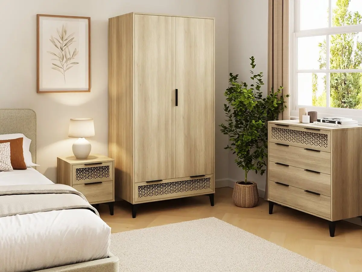 GFW GFW Ezra Oak 3 Piece Bedroom Furniture Package