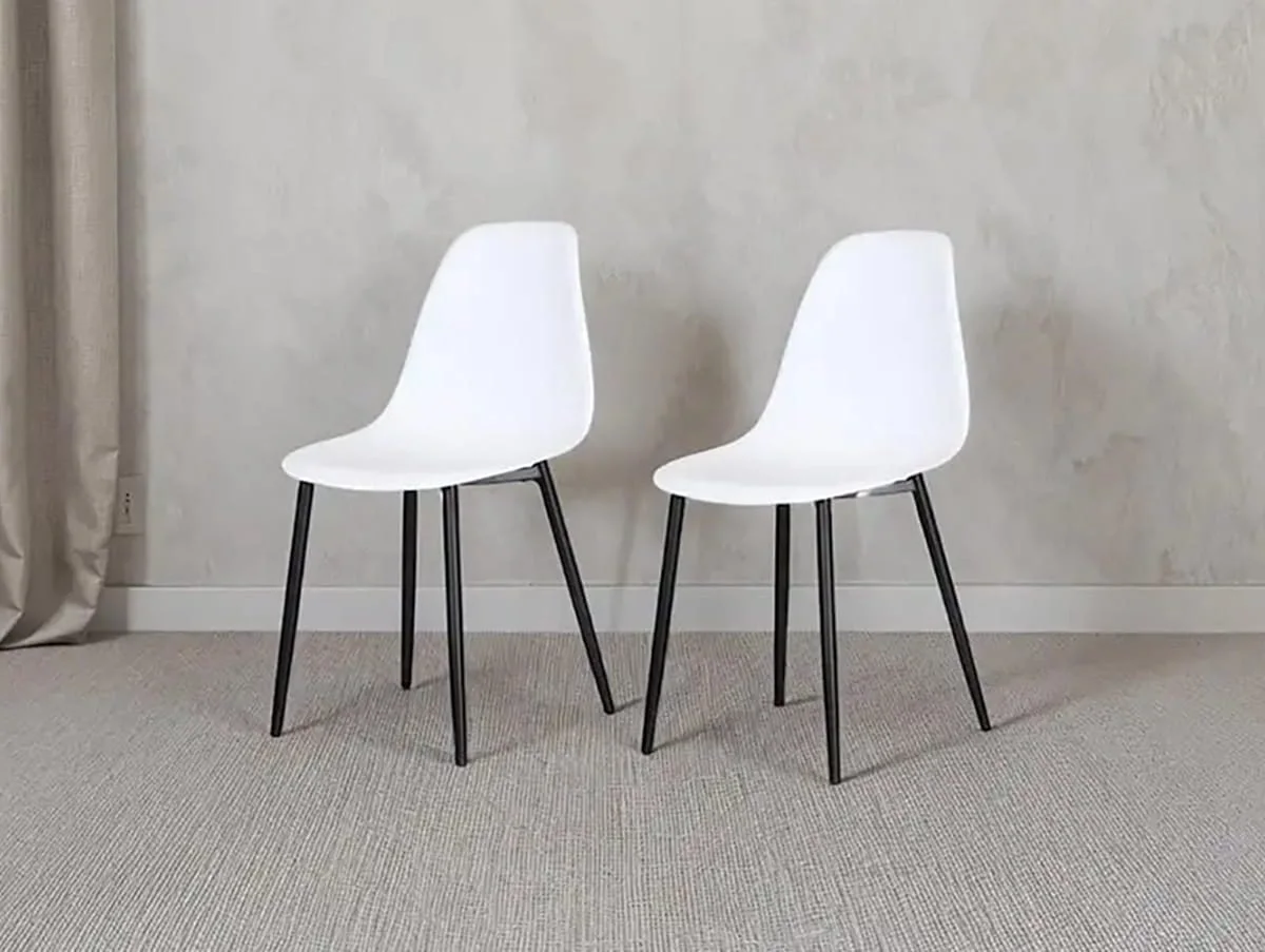 Core Core Aspen Curve Chair Set of 2 White Plastic Seats