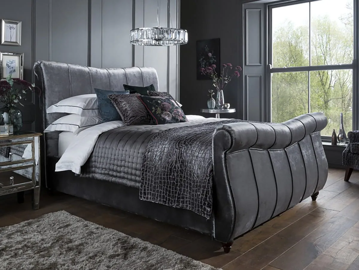 Flintshire Flintshire Leona Black Fabric Bed Frame