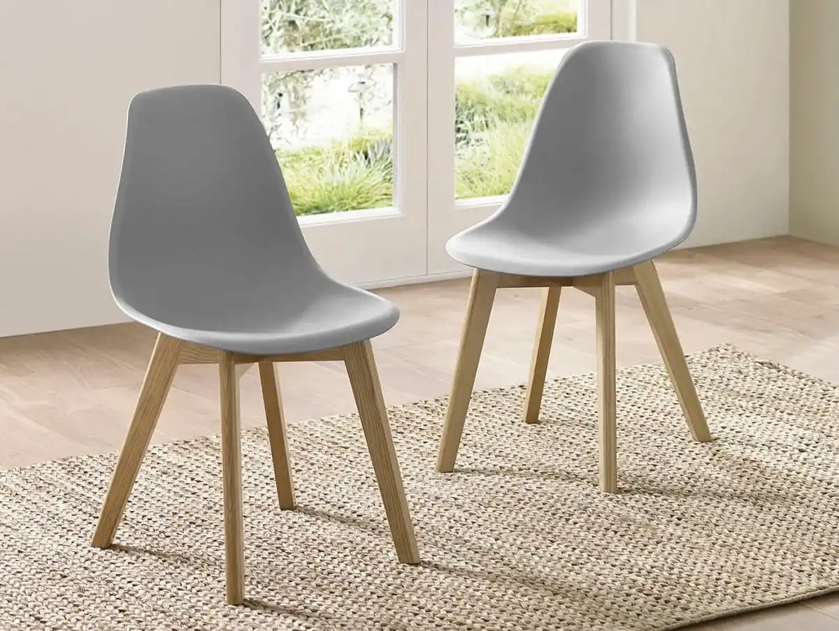 Julian Bowen Julian Bowen Agatha Grey Plastic Set of 2 Dining Chairs