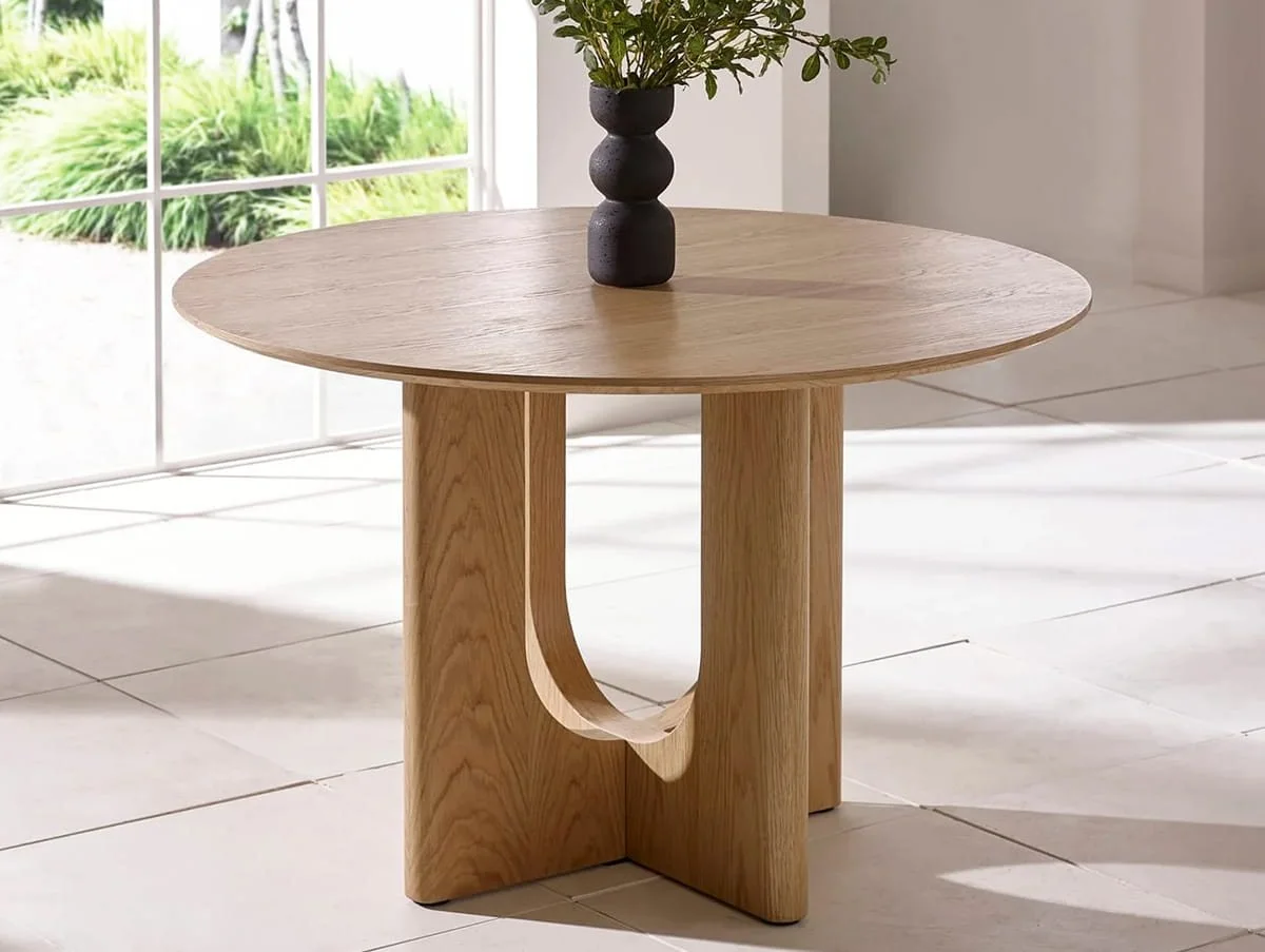 Julian Bowen Julian Bowen Cellini 120cm Oak Wooden Dining Table