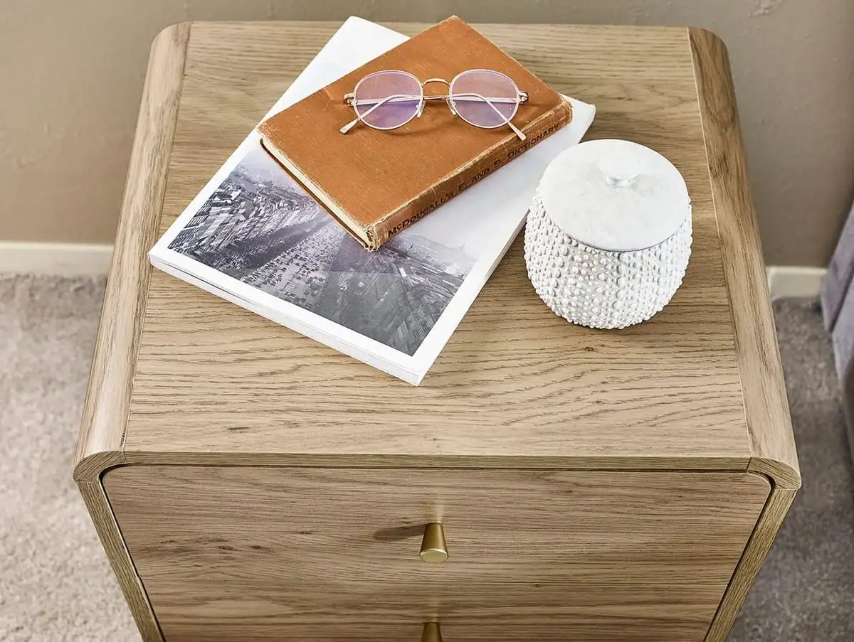 Julian Bowen Julian Bowen Ingrid Light Oak 2 Drawer Bedside Table