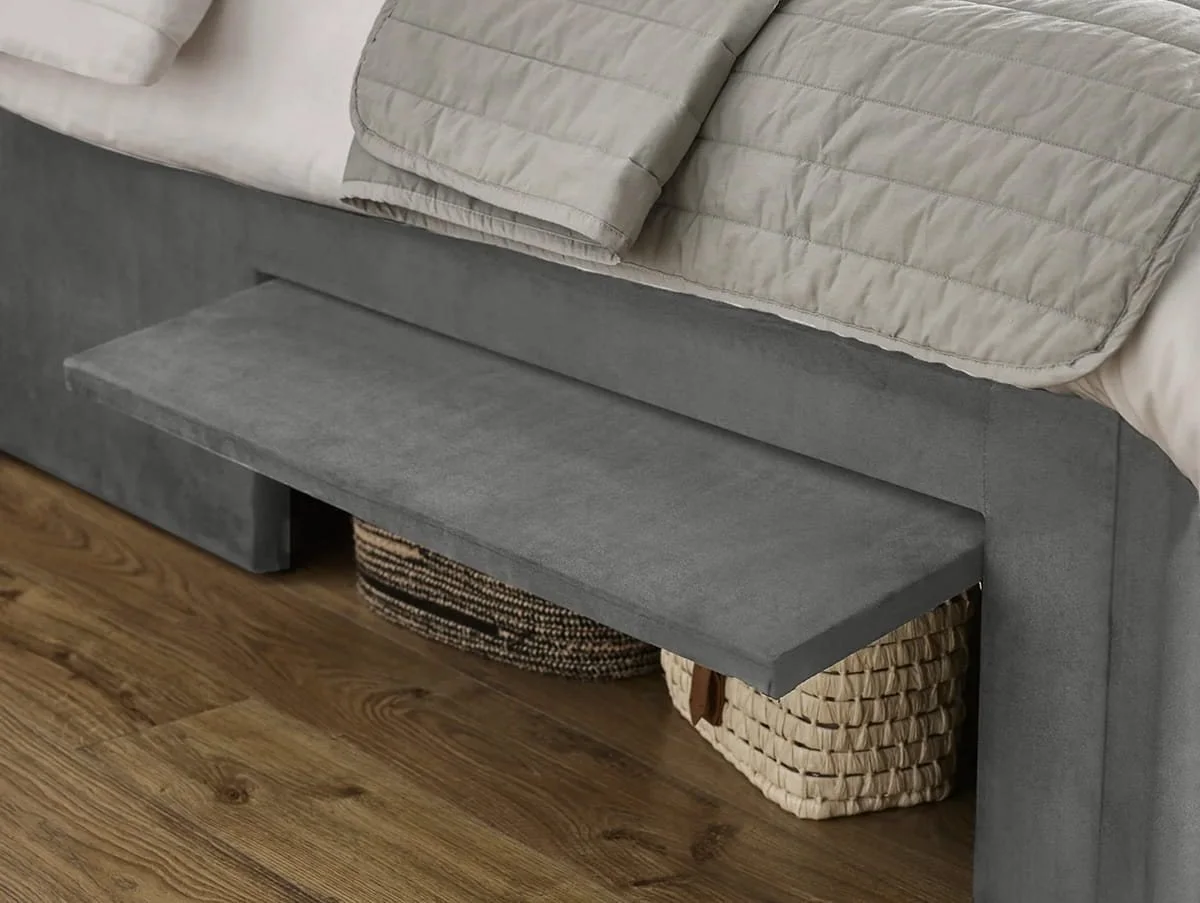 Julian Bowen Julian Bowen Leila Grey Fabric Bed Frame