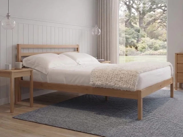 Flintshire Flintshire Maxwell Oak Wooden Bed Frame
