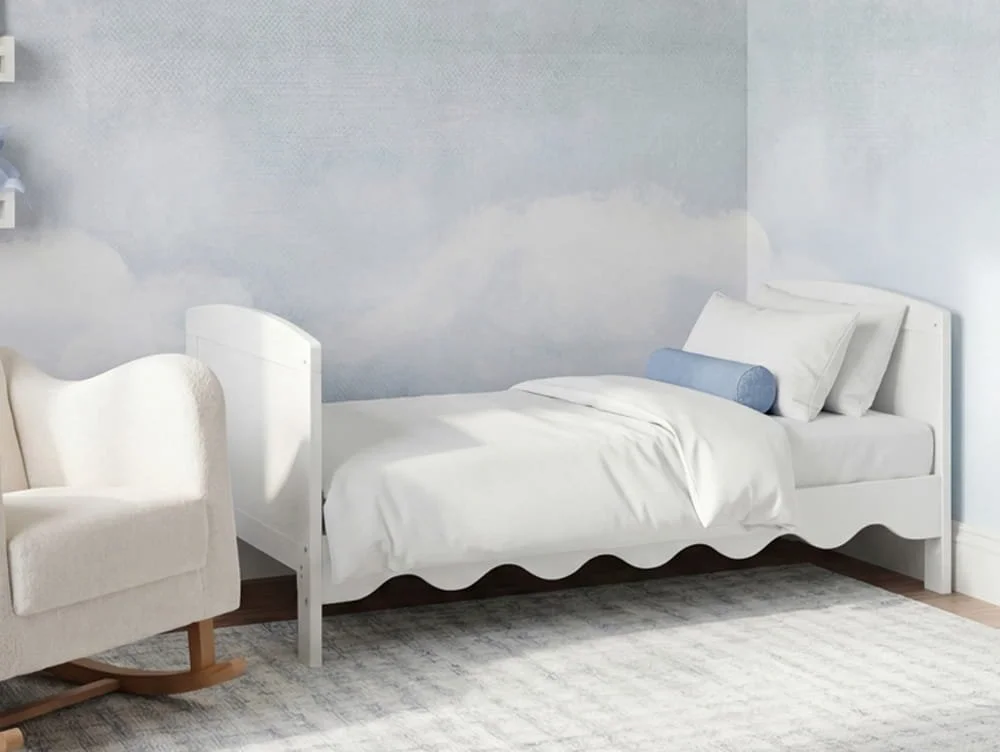 Bebe & Beyond Bebe & Beyond Dancer White Cot Bed