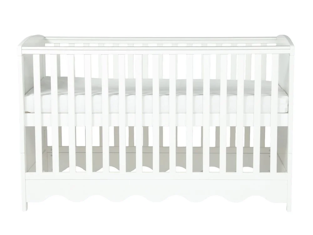 Bebe & Beyond Bebe & Beyond Dancer White 2 Piece Cot Bed Set