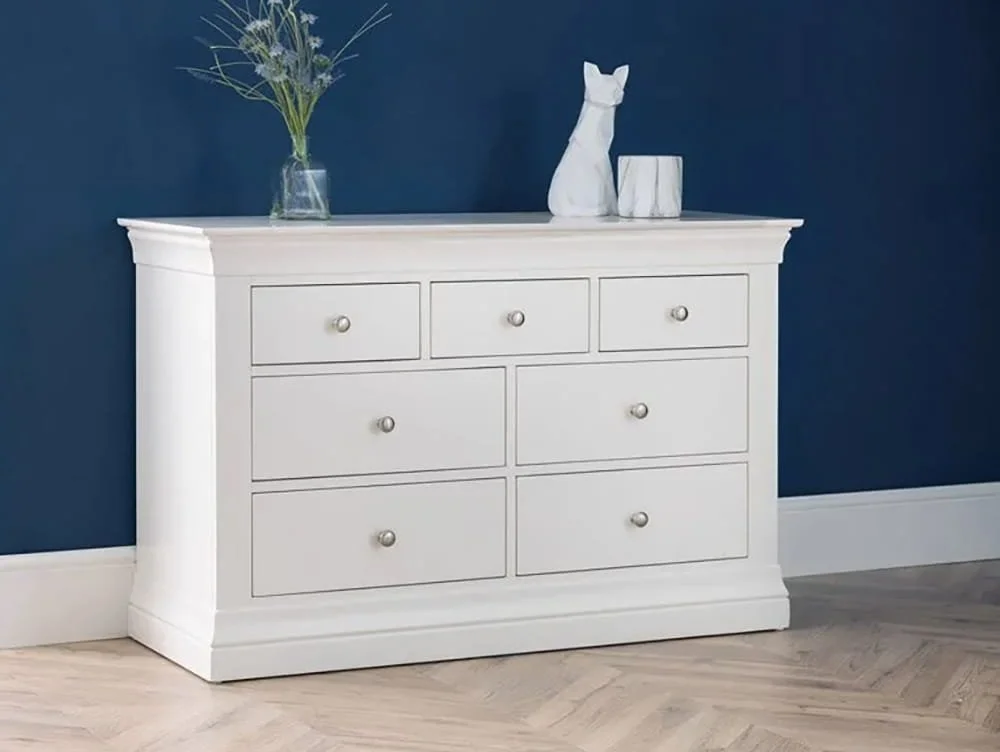 Julian Bowen Julian Bowen Clermont Surf White 4+3 Chest of Drawers