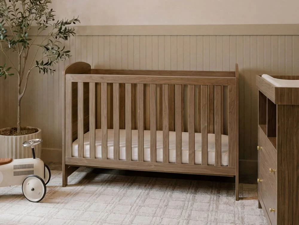 Bebe & Beyond Bebe & Beyond Seeker Drift Cot Bed