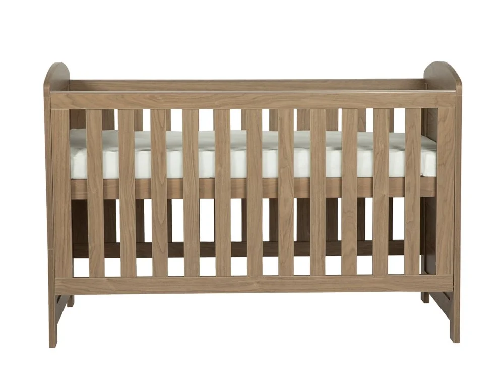 Bebe & Beyond Bebe & Beyond Seeker Drift 3 Piece Cot Bed Set