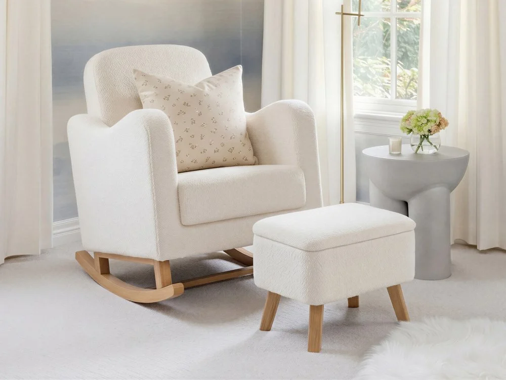 Bebe & Beyond Bebe & Beyond Soother Boucle Off-White Nursing Chair & Chair