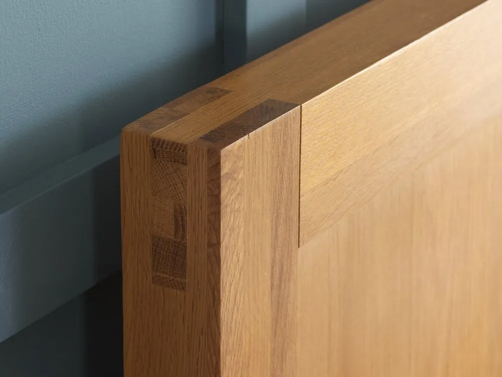 Birlea Birlea Bellevue Oak Wooden Bed Frame