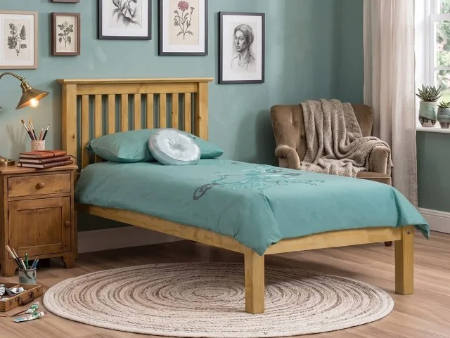 Julian Bowen Julian Bowen Barcelona Pine Wooden Bed Frame (Low Footend)