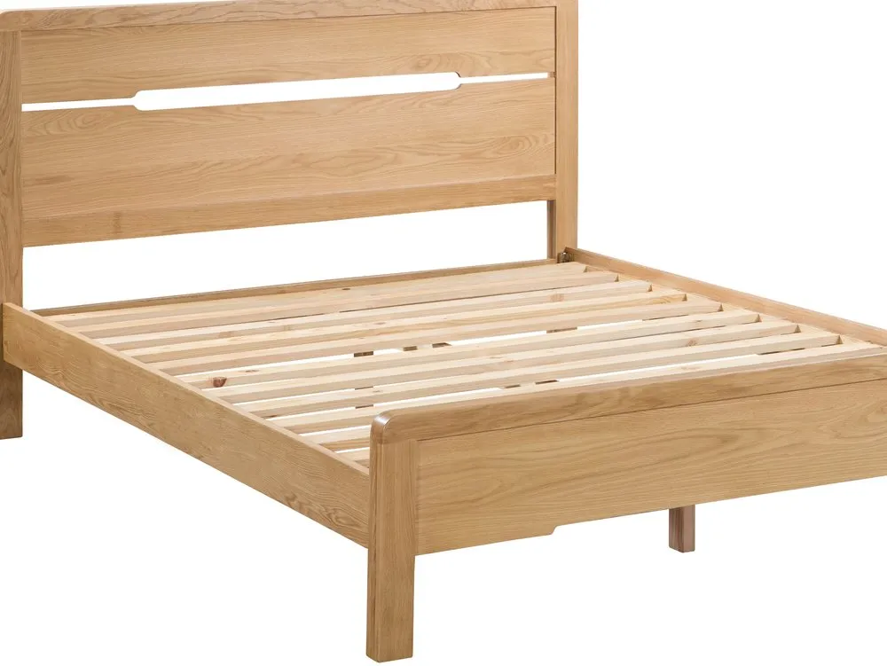 Julian Bowen Julian Bowen Curve 4ft6 Double Oak Wooden Bed Frame