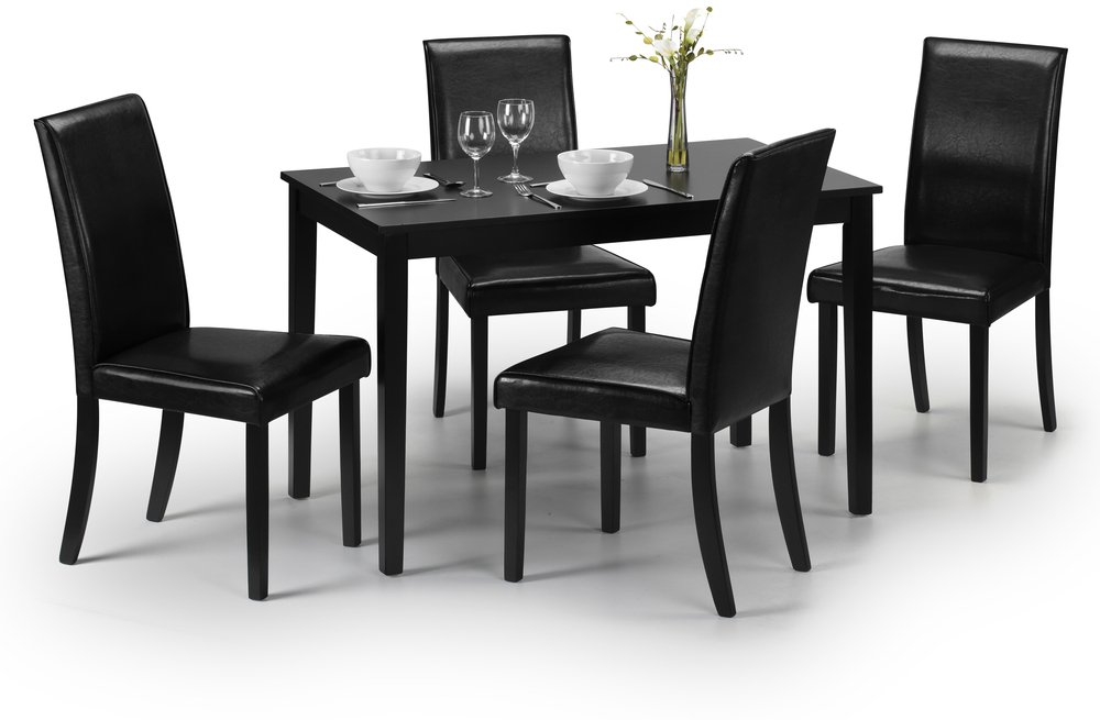Julian Bowen Julian Bowen Hudson 114cm Black Dining Table (Flat Packed)