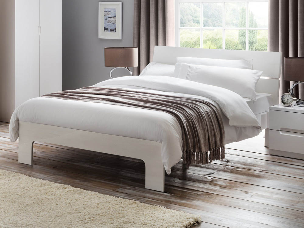 Julian Bowen Manhattan 5ft King Size White High Gloss Bed Frame Archers Sleepcentre White High Gloss Bed Frame, High King Size Bed