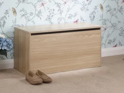 GFW Panama Oak Blanket Box