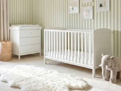 Bebe & Beyond Dreamer White 3 Piece Cot Bed Set Bebe & Beyond Dreamer White 3 Piece Cot Bed Set