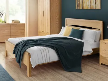 Julian Bowen Curve Oak Wooden Bed Frame Julian Bowen Curve Oak Wooden Bed Frame