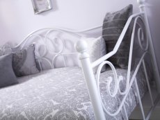 GFW GFW Madison 3ft Single White Day Bed Frame