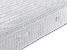 Deluxe Deluxe Bridgwater 6ft Super King Size Zip and Link Divan Bed
