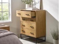 Julian Bowen Julian Bowen Harlow Light Oak 4 Drawer Chest of Drawers