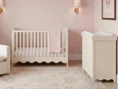 Bebe & Beyond Dancer Cashmere 2 Piece Cot Bed Set Bebe & Beyond Dancer Cashmere 2 Piece Cot Bed Set